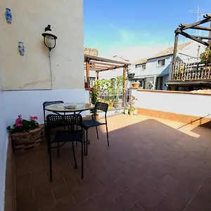 La Casa Dietro Le Quinte , Aeroporto di Catania Fontana Rossa Italia